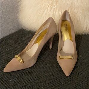 Michael Kors Camel Suede Heels Gold Hardware Bow